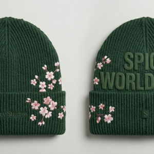 gorro de lana con cerezos en flor